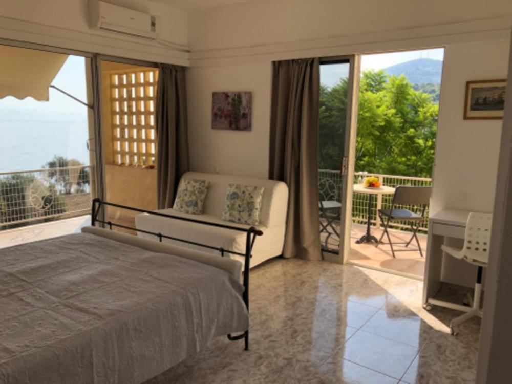 Sea View Apartment With Swimning Pool Mesongí Buitenkant foto