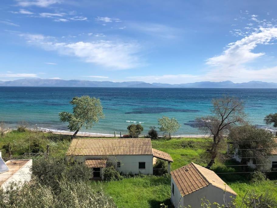 Sea View Apartment With Swimning Pool Mesongí Buitenkant foto